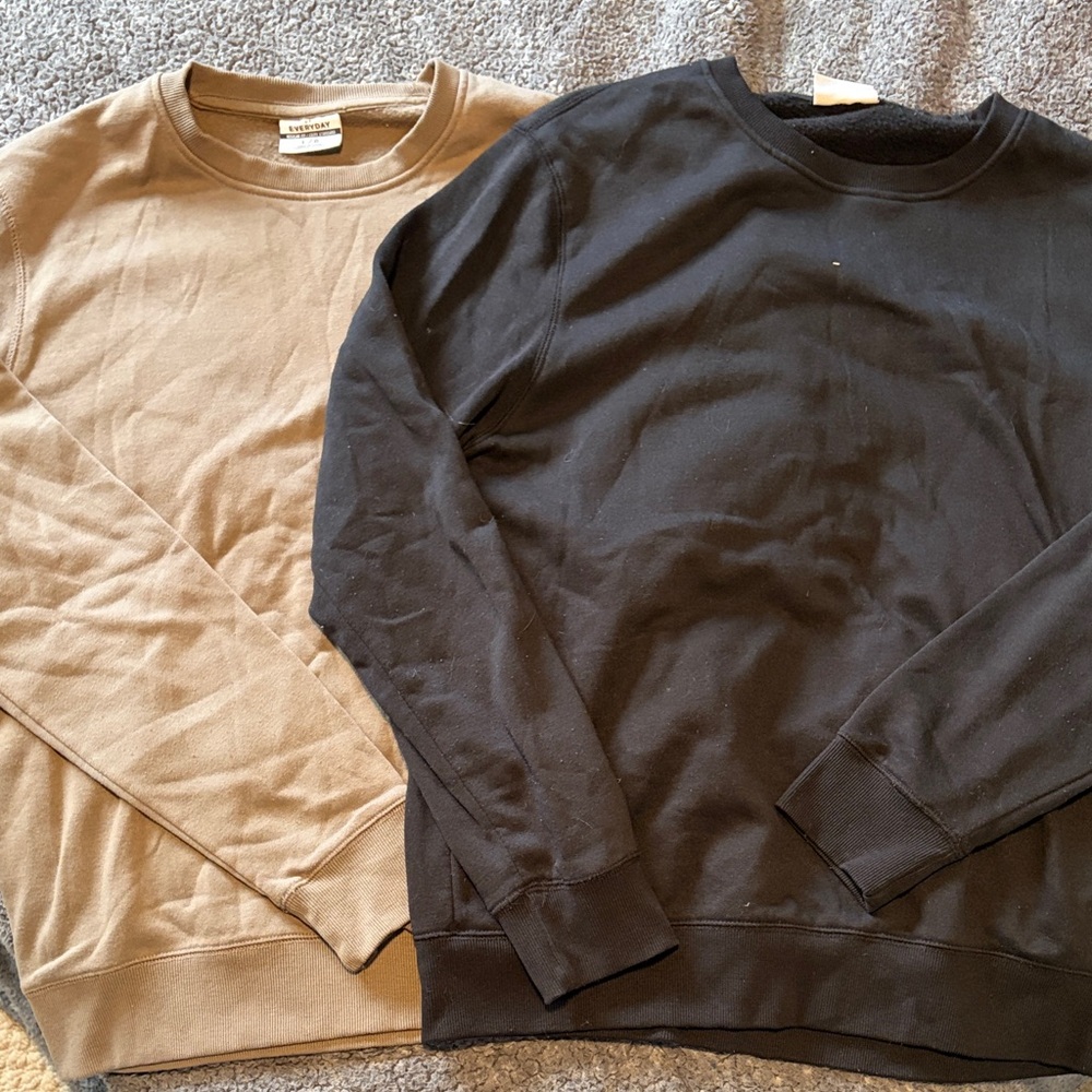 Men's Black and Tan Crewneck Sweaters